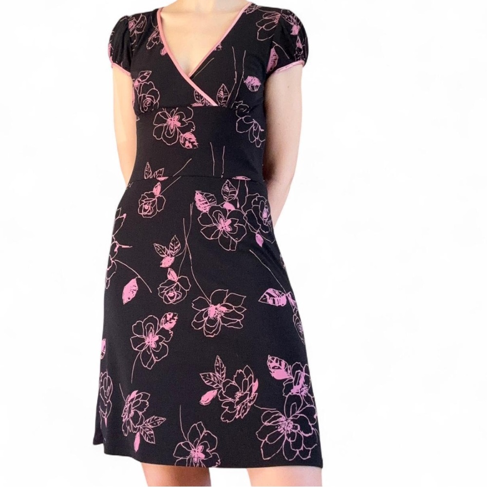 Jodi Kristopher Y2K Black and Pink Floral Print Dress